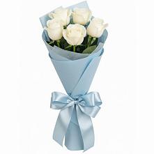 Букет 5 Белых роз Проуд в Безопасном