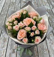Букет цветов из:  Розы #REPLACE_PRED# Безопасном