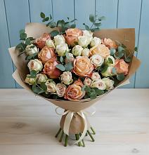 Букет цветов из:  Альстромерии и Розы в Безопасном