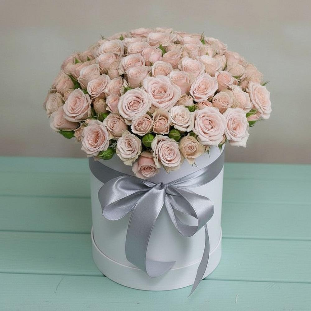 Цветочная композиция из Розы в шляпной коробке в Безопасном